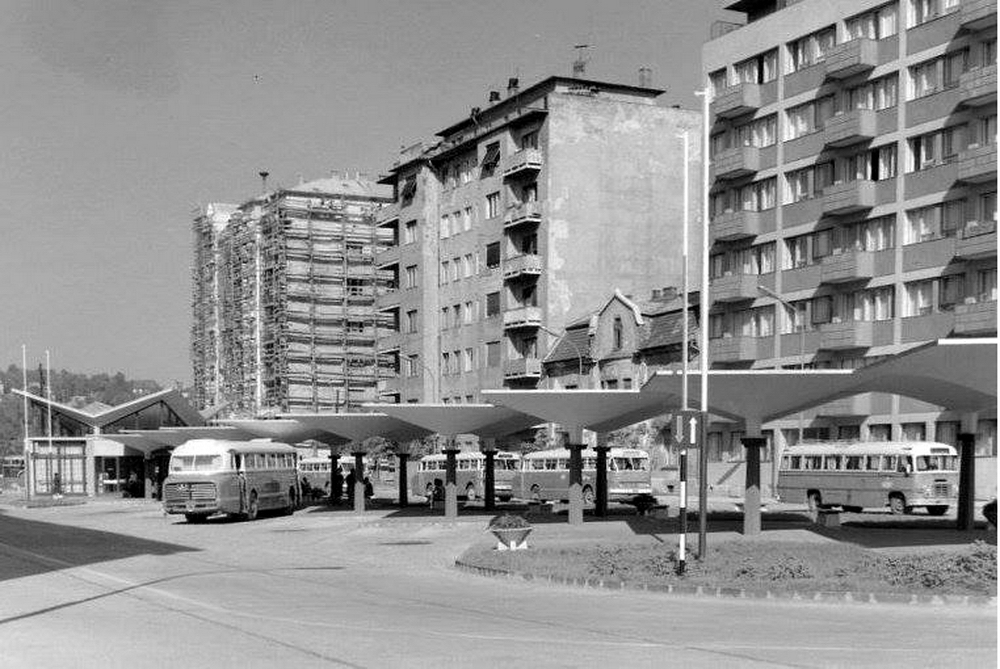 Bukarest utca buszgarázs a.jpg