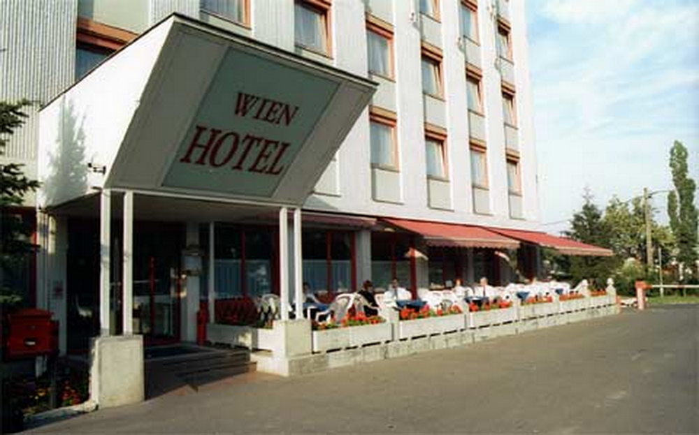 Hotel Wien 03a.jpg